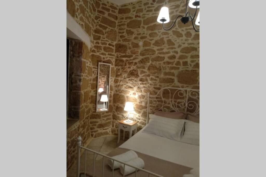 סיטייה Traditional Stone House מראה חיצוני תמונה